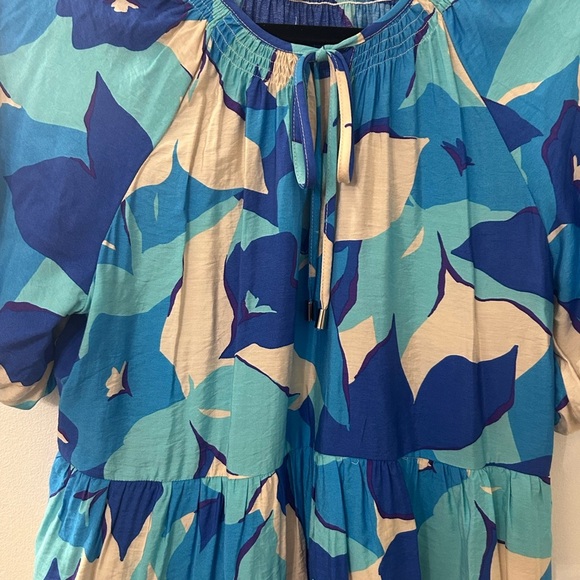 ENTRO City Escape Mini Tiered Dress Blue Floral Boho Flowy Preppy Flirty NWOT - Picture 4 of 9